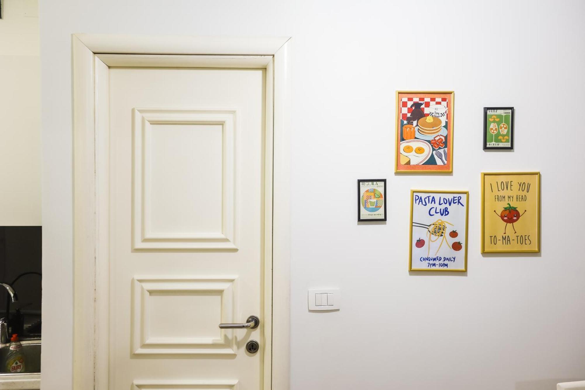 At Bazaar Central Apartment Тирана Екстериор снимка