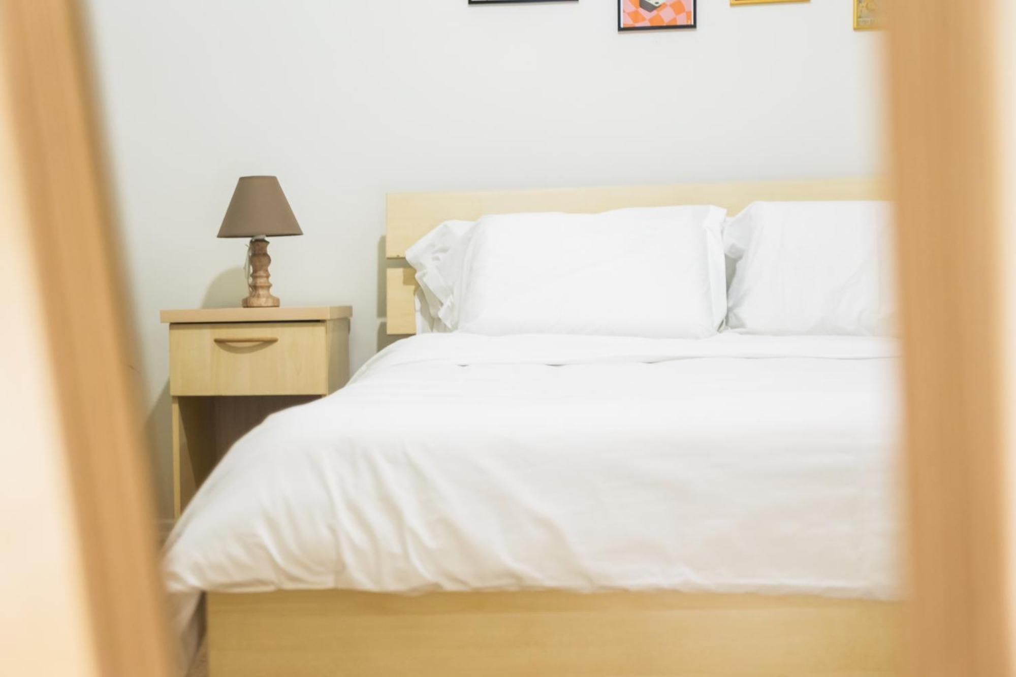 At Bazaar Central Apartment Тирана Екстериор снимка